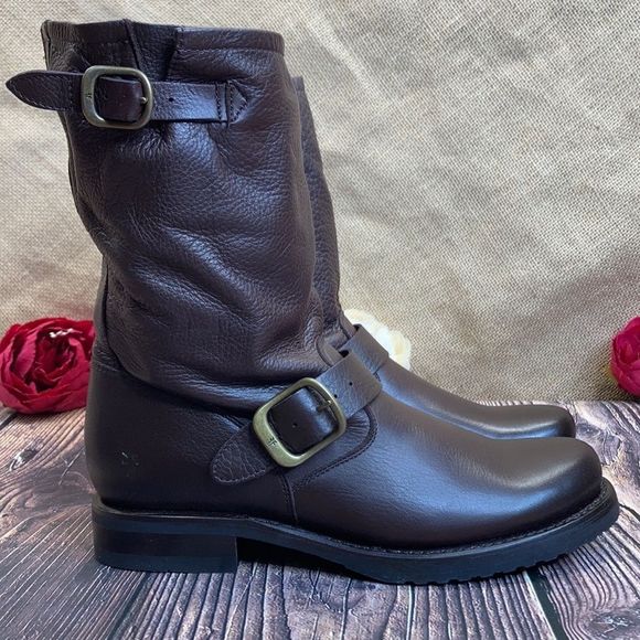 Frye Dark Brown Leather Veronica Short Boots sz7 but best for sz 6 1/2 - Picture 2 of 8